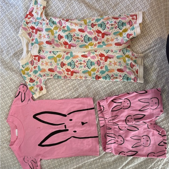 Big bundle of baby girl toddler clothes size 18 months - 2T - Picture 14 of 15